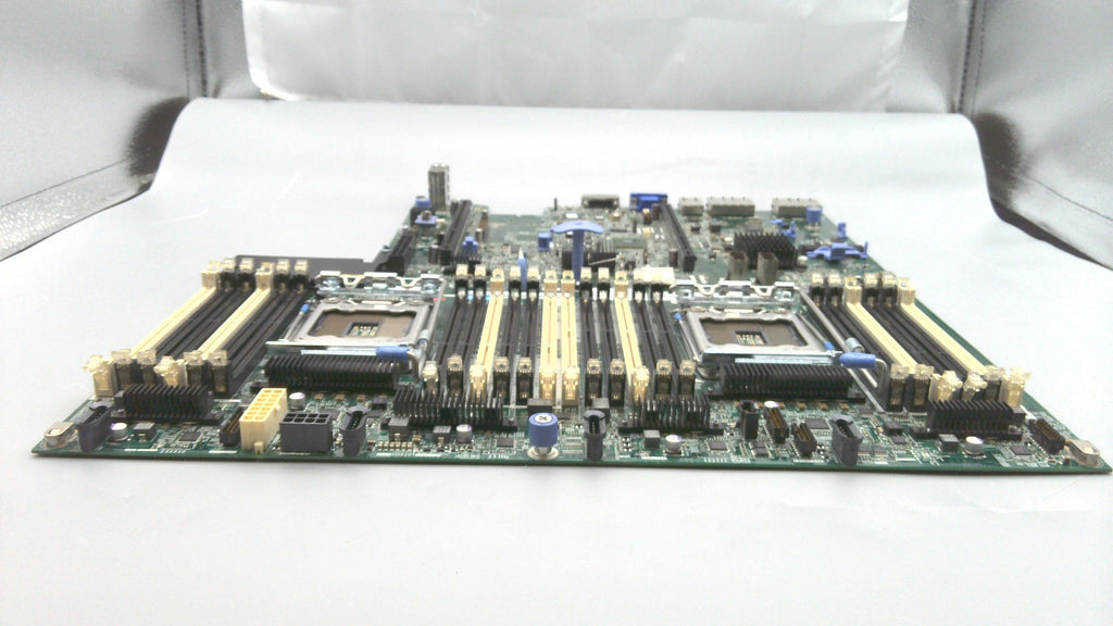 IBM XSER 3650 M4 PLANAR 00MV221-RFB – Reacondicionado