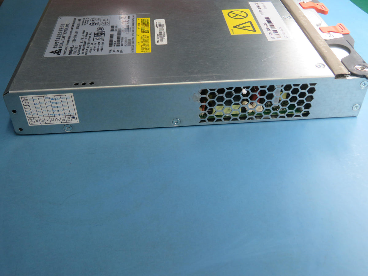 IBM DCS3700 - Unidad de fuente de alimentación 00W1526-RFB – Reacondicionado