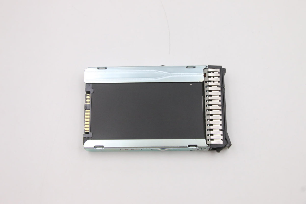 ThinkSystem 2.5in PM1635a