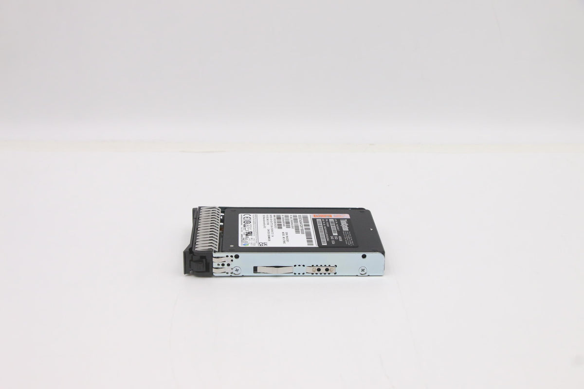 ThinkSystem 2.5in PM1635a