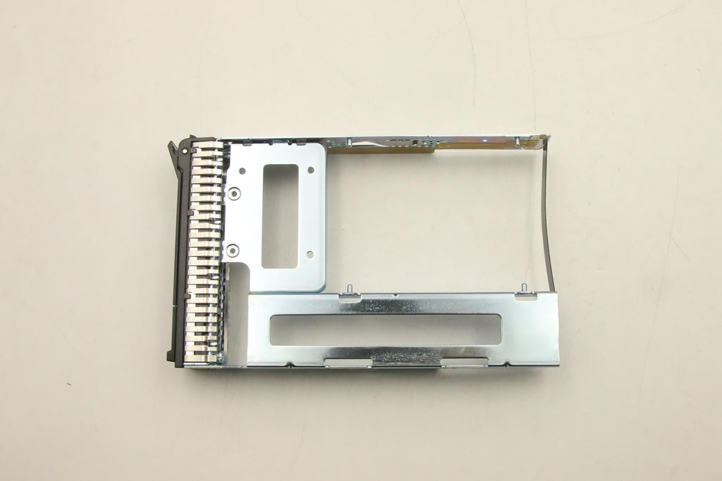 Toolless hot-swap drive tray
