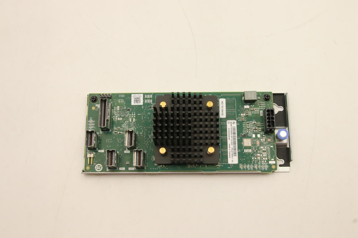 12Gb SAS/SATA PCIe Gen4