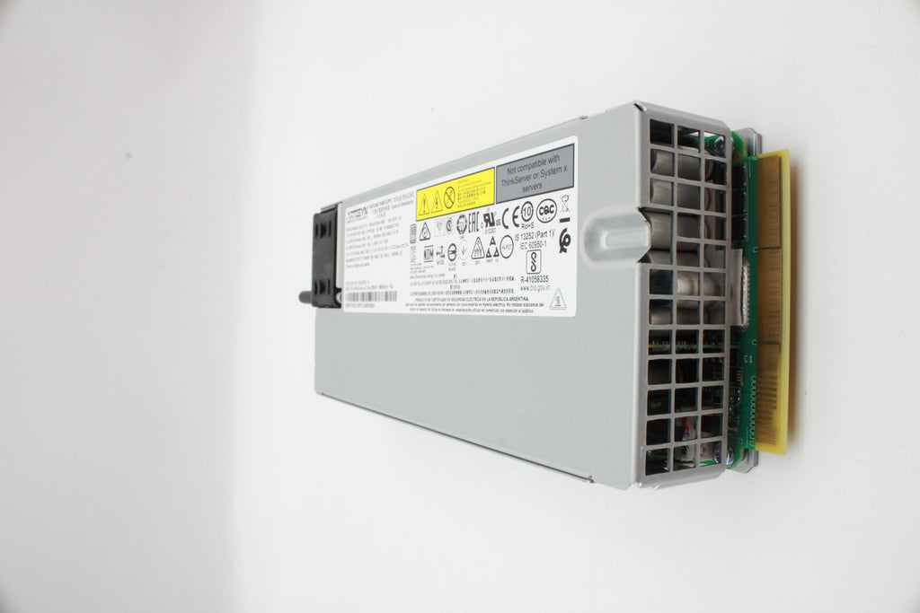 ThinkSystem 1600W (230V)