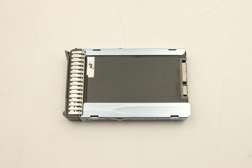 ThinkSystem 2.5in Multi