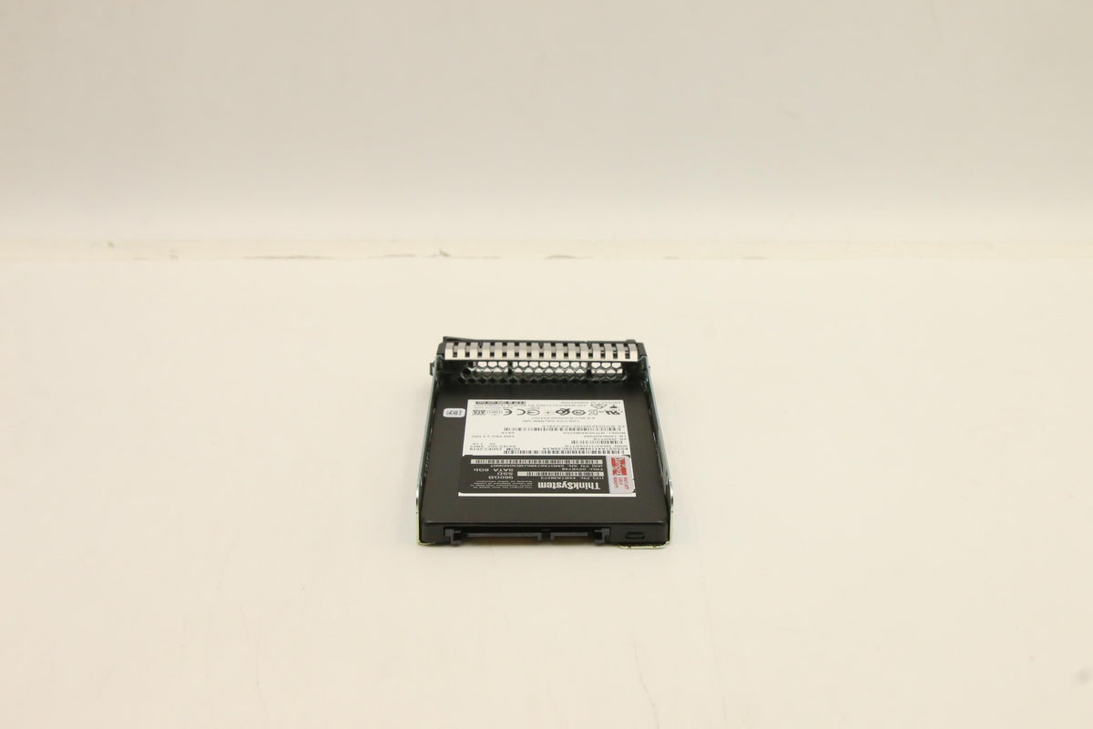 ThinkSystem 2.5in Multi
