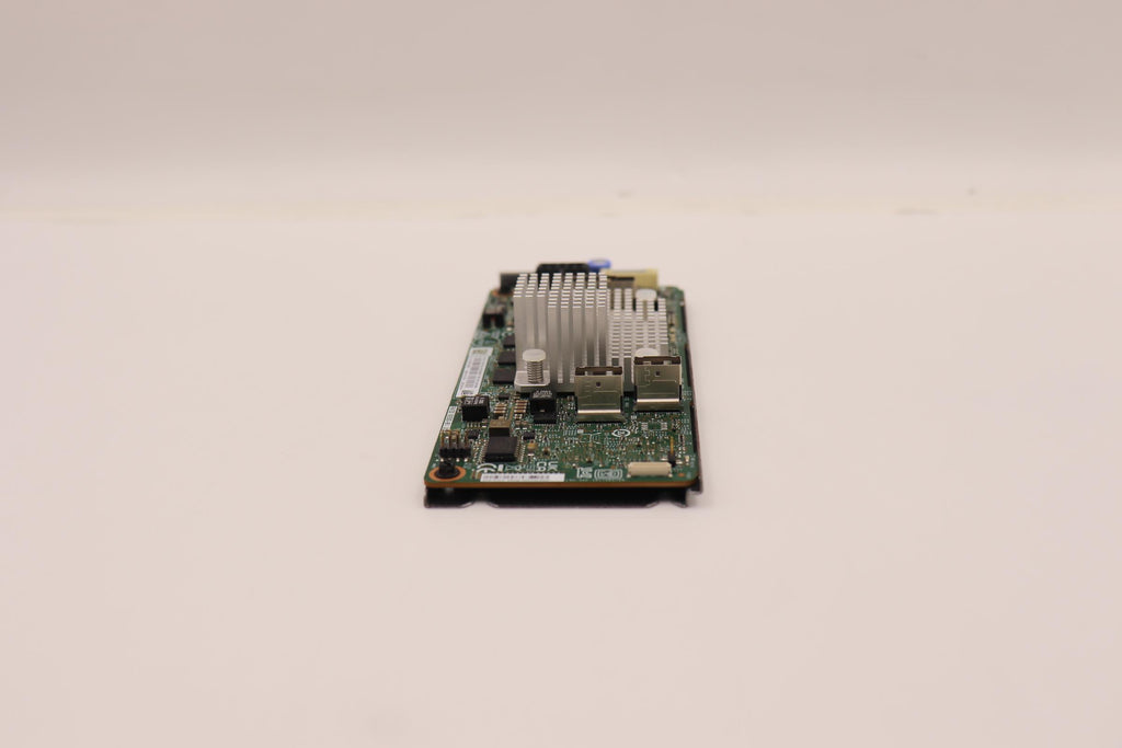 ThinkSystem RAID 9350-8i 2GB