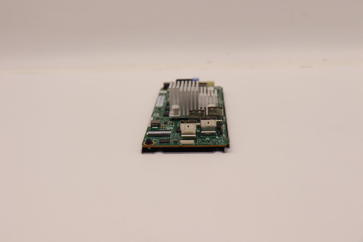 ThinkSystem RAID 9350-16i 4GB