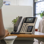 HP Poly Edge E400 IP Phone and PoE-enabled teléfono IP Negro 8 líneas IPS (4)