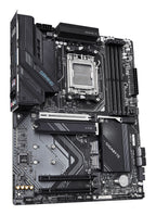 GIGABYTE X870 GAMING WIFI6 AMD X870 Zócalo AM5 ATX (4)