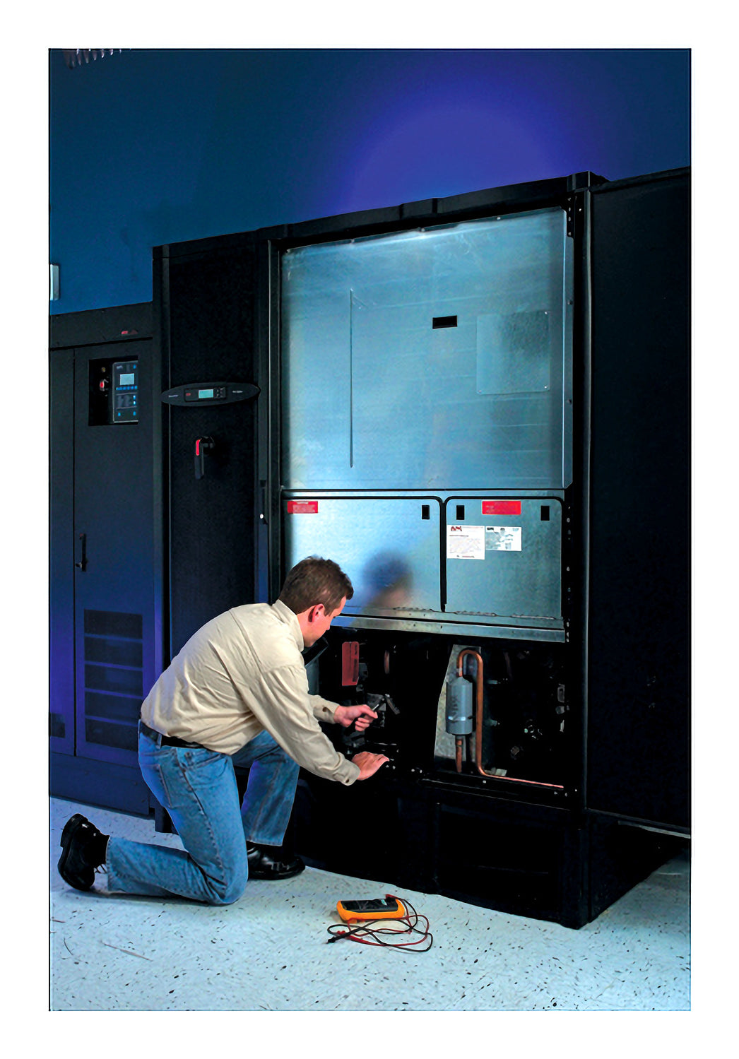 APC WSTRTUP5X8-AX-26 servicio de instalación (3)