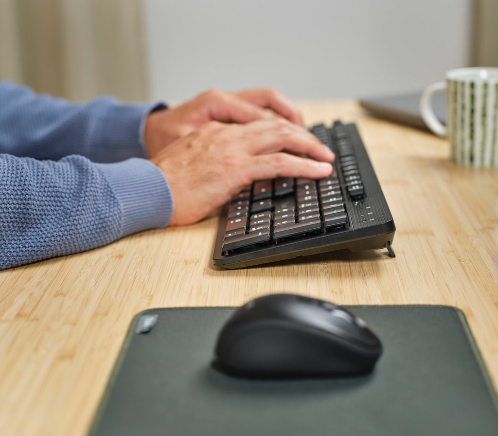 Trust TKM-360 teclado Ratón incluido Oficina RF inalámbrico QWERTY Español Negro (9)