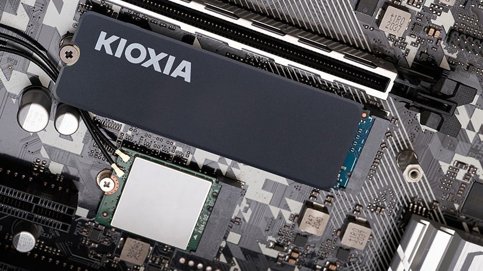 Kioxia LSC11K1T02G8 disque SSD interne 1 To M.2 PCI Express 4.0 NVMe BiCS FLASH TLC (3)