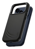 PanzerGlass CARE™ by ® Flow Case Black w. MagSafe iPhone 17 Pro funda