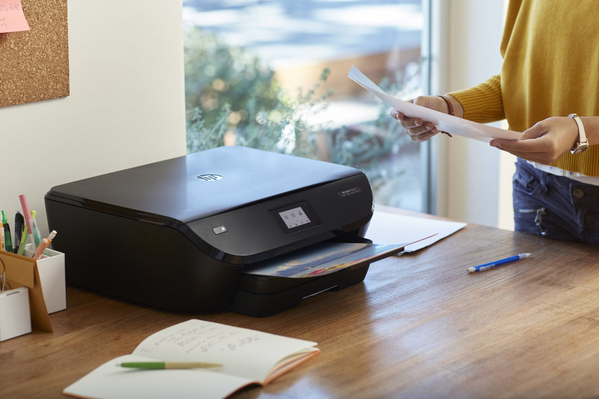 HP ENVY 5546 Inyección de tinta térmica A4 1200 x 1200 DPI 12 ppm Wifi (6)