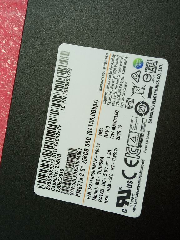 256GB 2.5" SATA SSD with TLC