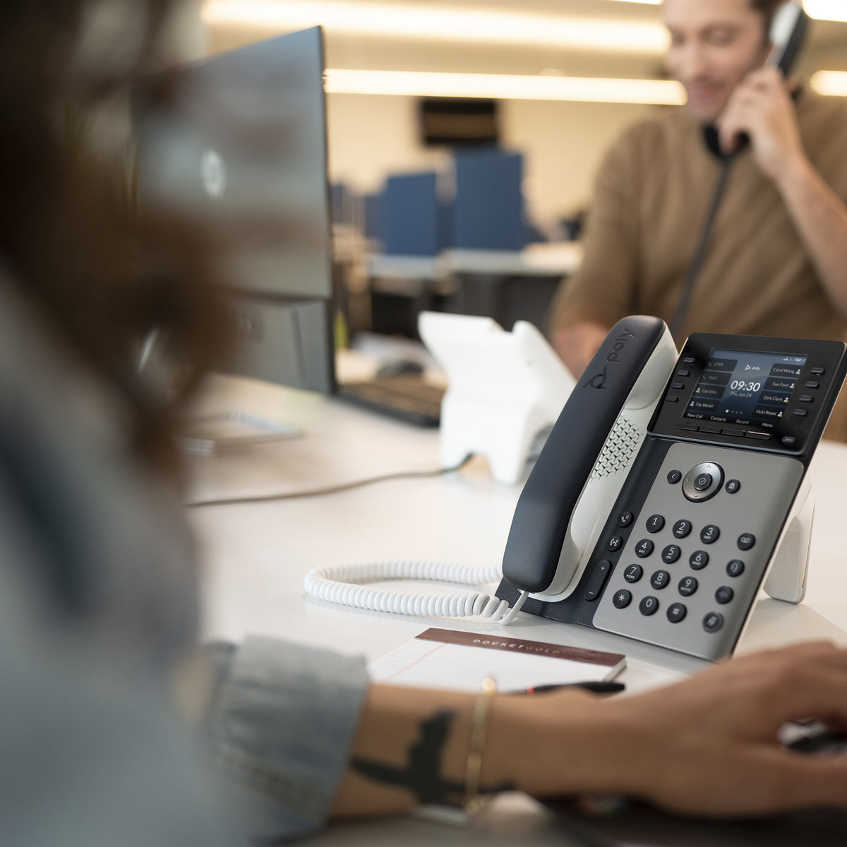 HP Poly Edge E350 IP Phone and PoE-enabled teléfono IP Negro 8 líneas IPS (3)