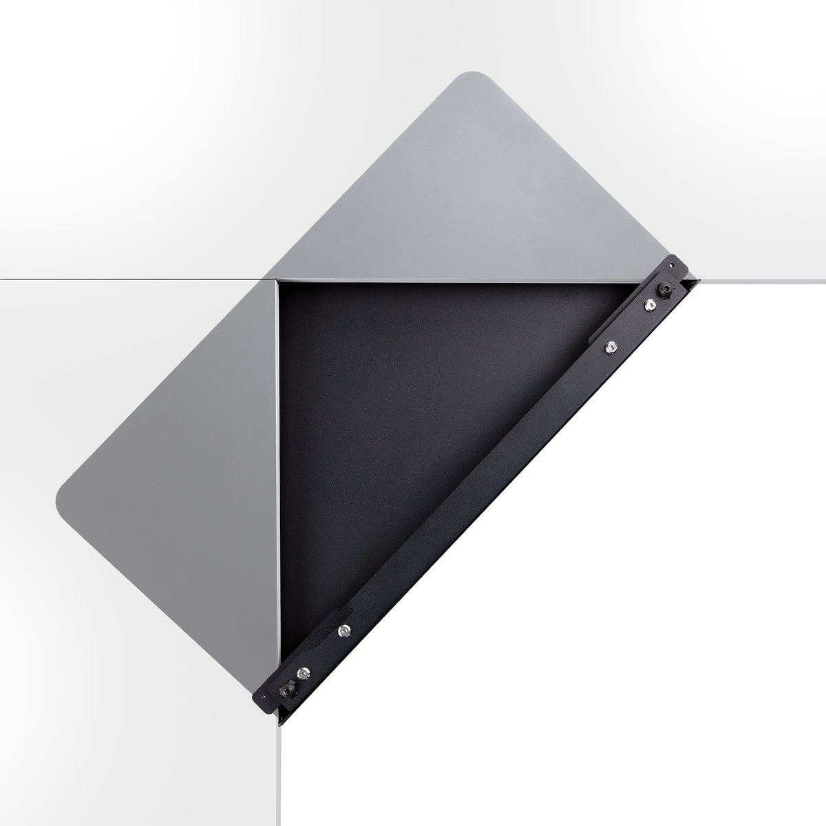 StarTech.com DSKCRNRSLV bandeja de escritorio/organizador Negro (5)