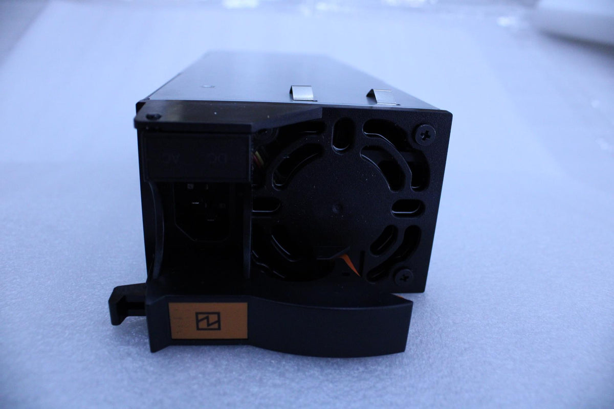IBM FUENTE DE ALIMENTACIÓN DE 250 VATIOS RED. 36L8819-RFB – Reacondicionado