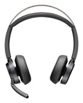 Voyager Focus 2 USB-A with - charge stand Headset