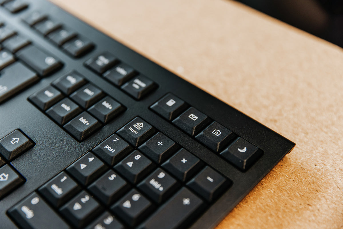 CHERRY KW 3000 teclado Universal RF inalámbrico QWERTY Portugués Negro (5)