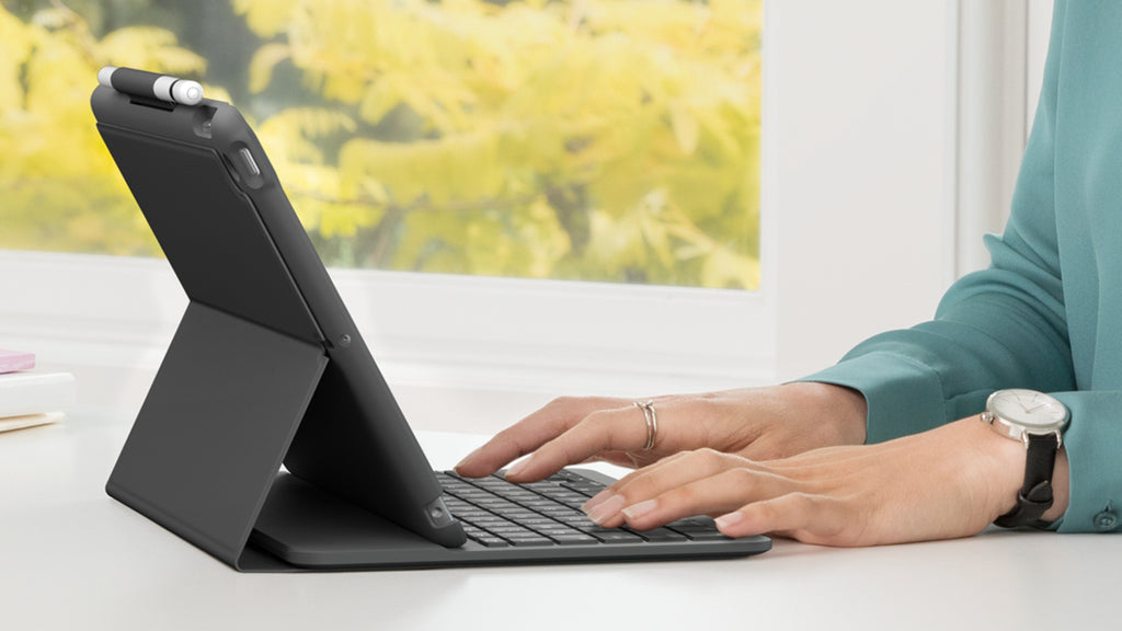 Logitech Slim Folio (8)