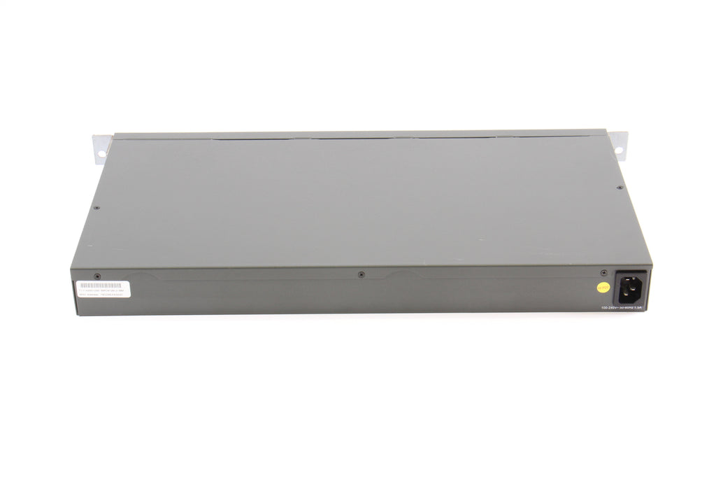 IBM SMC TigerSwitch de 26 puertos 4668-HC6-RFB – Reacondicionado (2)