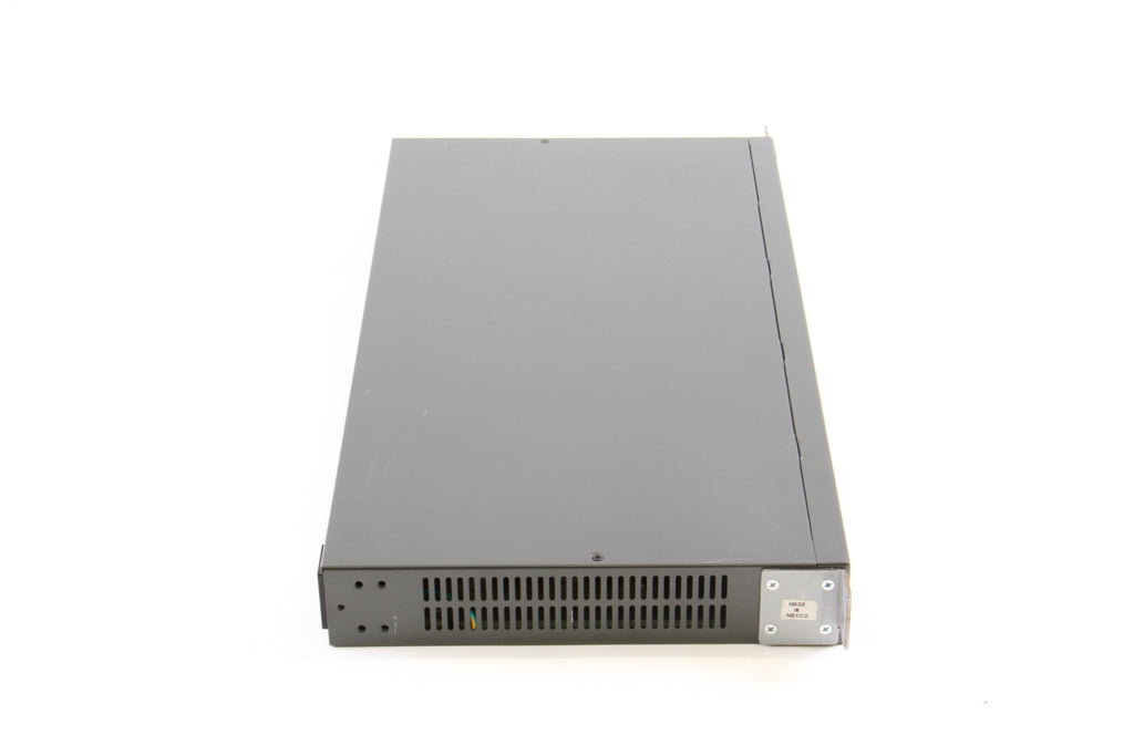 IBM SMC TigerSwitch de 26 puertos 4668-HC6-RFB – Reacondicionado