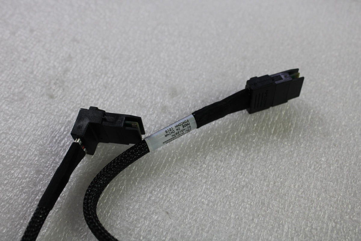 IBM SAS Signal Cable 46C9732-RFB – Reacondicionado
