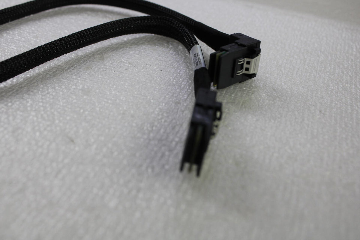 IBM SAS Signal Cable 46C9732-RFB – Reacondicionado