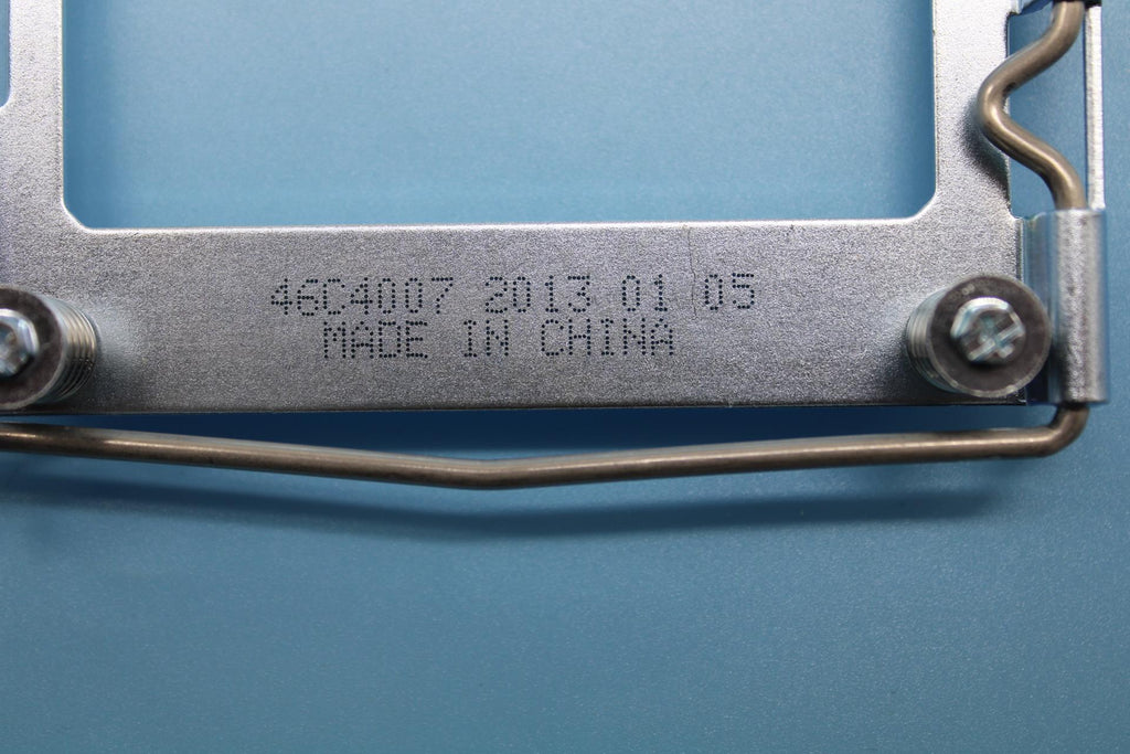 IBM X3550 HEATSINK RETENTION 49Y4822-RFB – Reacondicionado