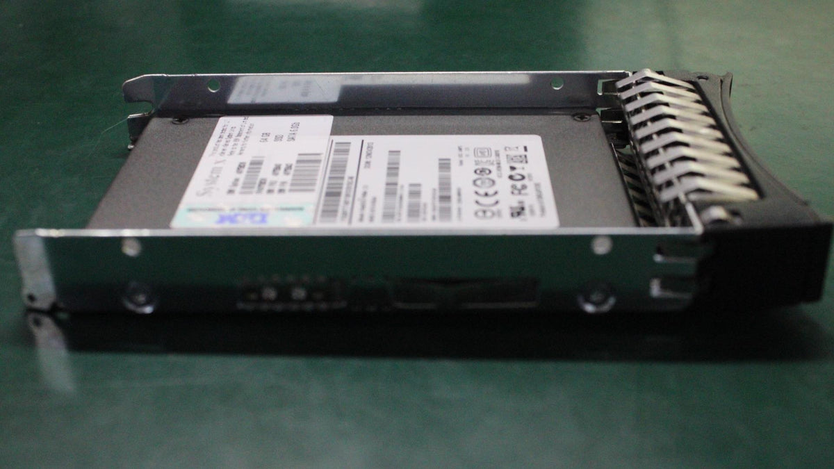 IBM 64GB SATA 2.5in MLC HS 49Y5840-RFB – Reacondicionado