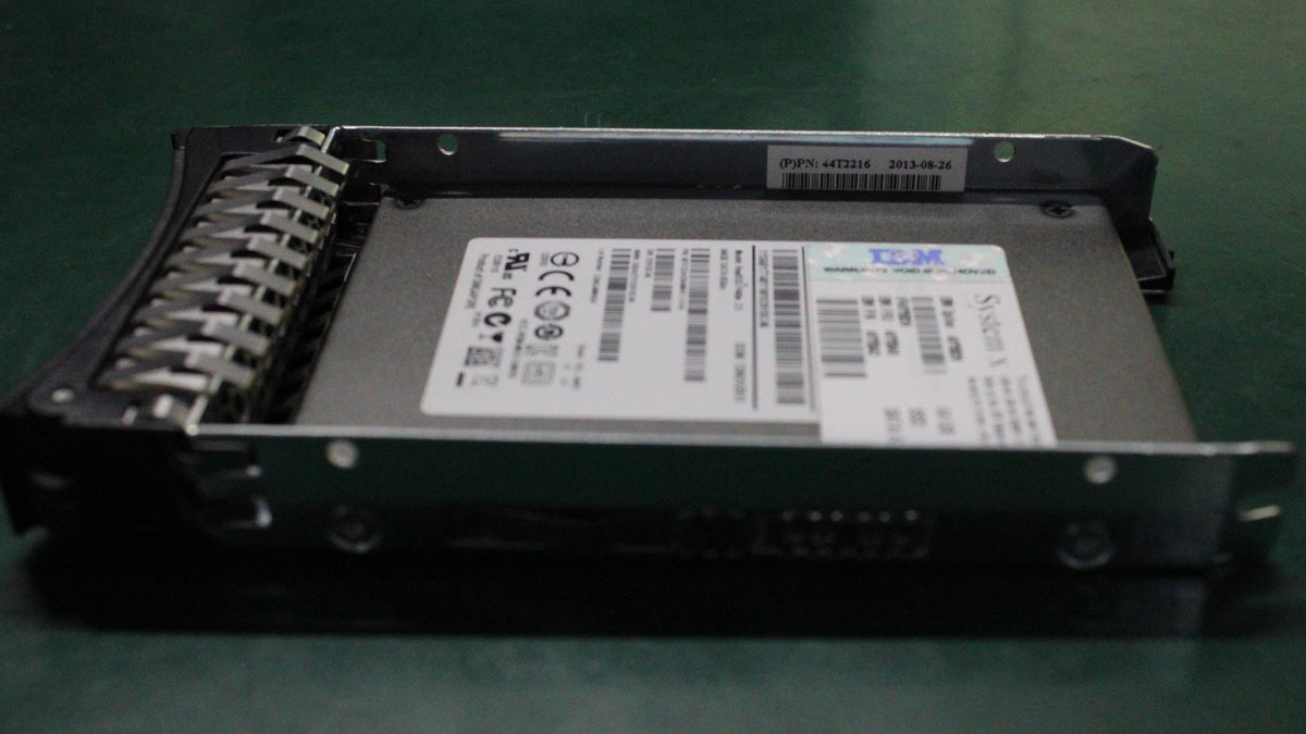 IBM 64GB SATA 2.5in MLC HS 49Y5840-RFB – Reacondicionado