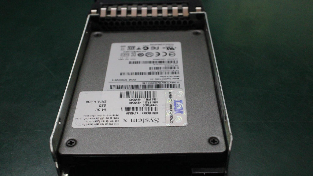 IBM 64GB SATA 2.5in MLC HS 49Y5840-RFB – Reacondicionado