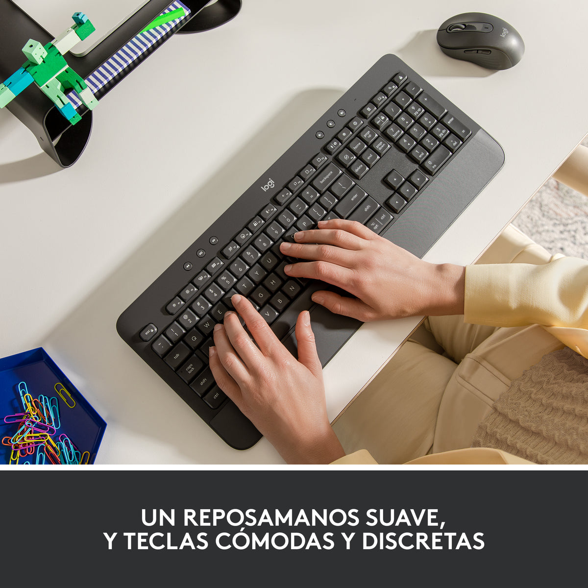Logitech Signature K650 teclado Oficina Bluetooth QWERTY Español Grafito (9)