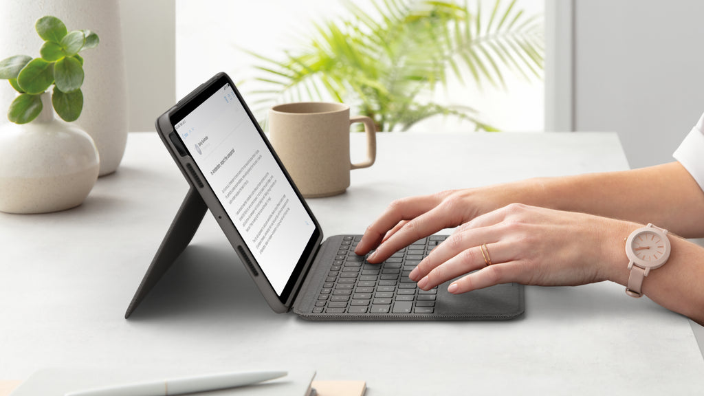 Logitech Folio Touch QWERTZ Suizo Smart Connector Gris (8)