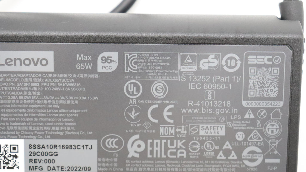 65W Power Delivery AC adapter
