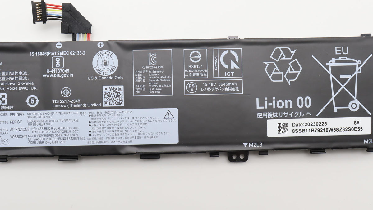 90Wh internal Lithium-Ion