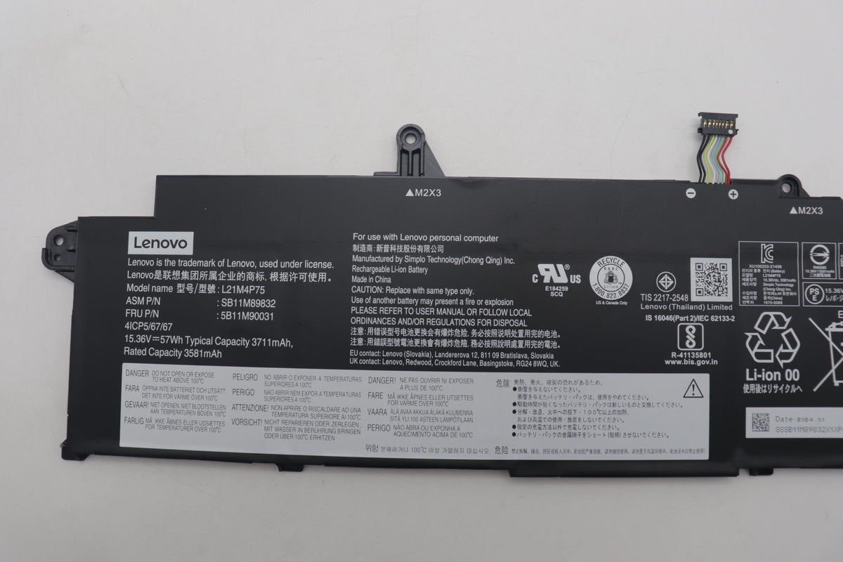 57Wh internal lithium-ion