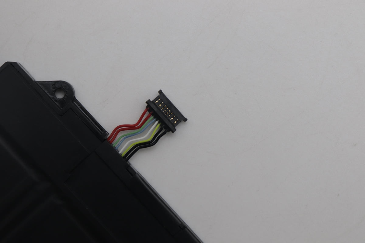 57Wh internal lithium-ion