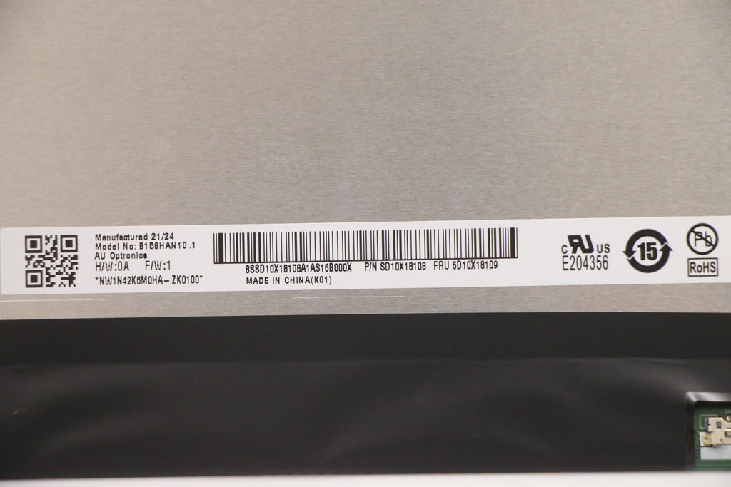 15.6-inch IPS display with
