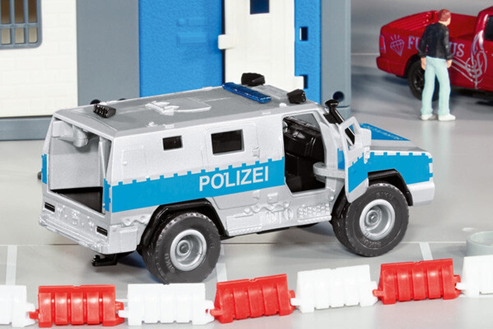 Siku Rheinmetall MAN Survivor R Modelo a escala de furgón policial Previamente