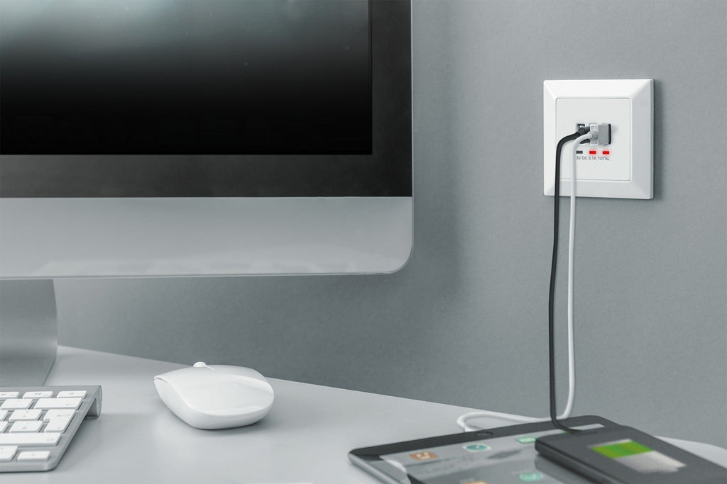 Digitus DA-70618 prise de courant 2 x USB A + 1 x USB C Blanc (2)