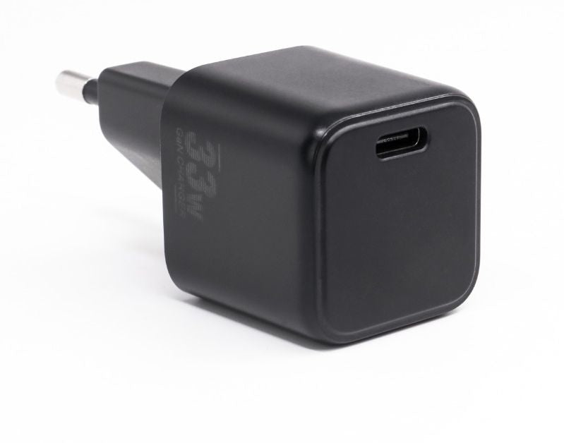 CoreParts MBXUSBC-AC0031 adaptador e inversor de corriente Interior 33 W Negro (2)