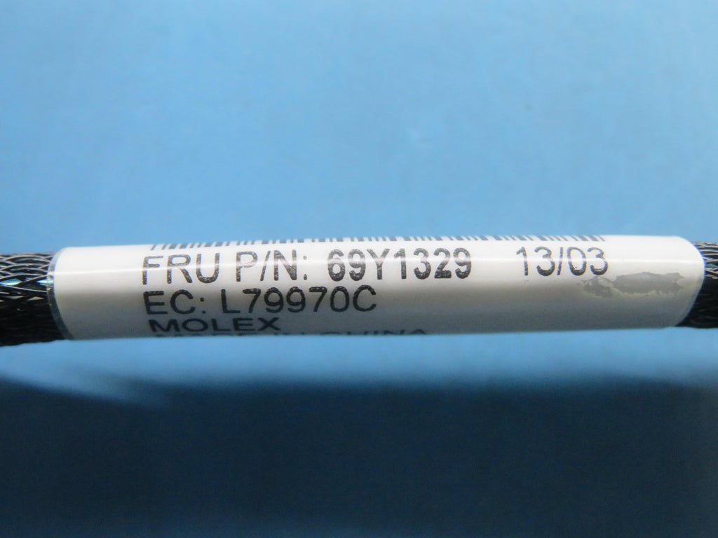 IBM SAS Signal (710 mm) 69Y1328-RFB – Reacondicionado