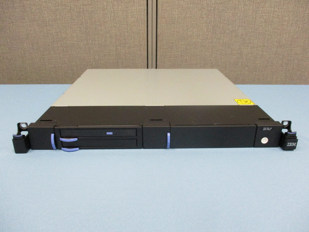 IBM Multi-Media Enclosure 7226-1U3-RFB – Reacondicionado