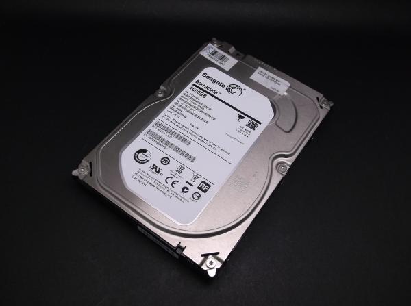 HP 1TB SATA 3Gb/s hard drive 747992-001-RFB – Reacondicionado (3)