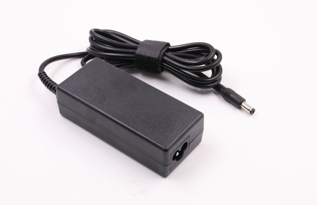 CoreParts MBA1224 adaptador e inversor de corriente Interior 60 W Negro (2)