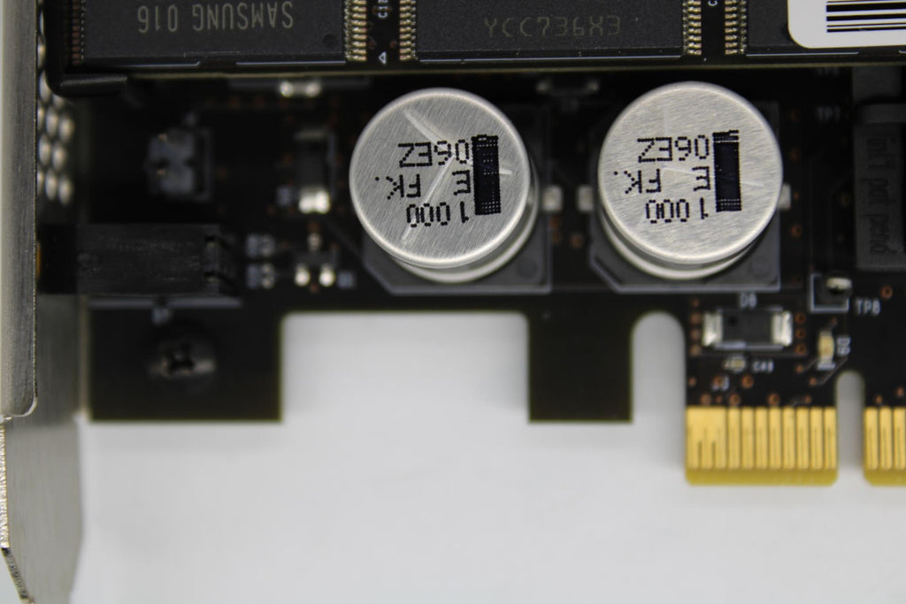 640GB PCIe SSD adapter with