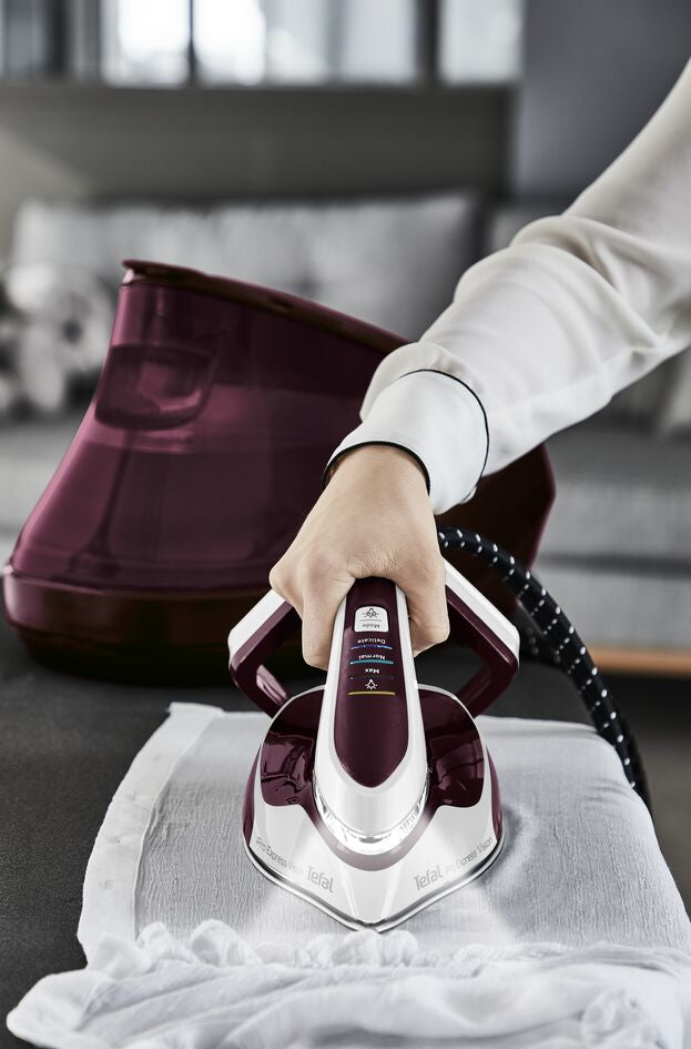 Tefal Pro Express Vision GV9810 3000 W 1,1 L Durilium AirGlide Autoclean soleplate Rojo, Blanco (9)
