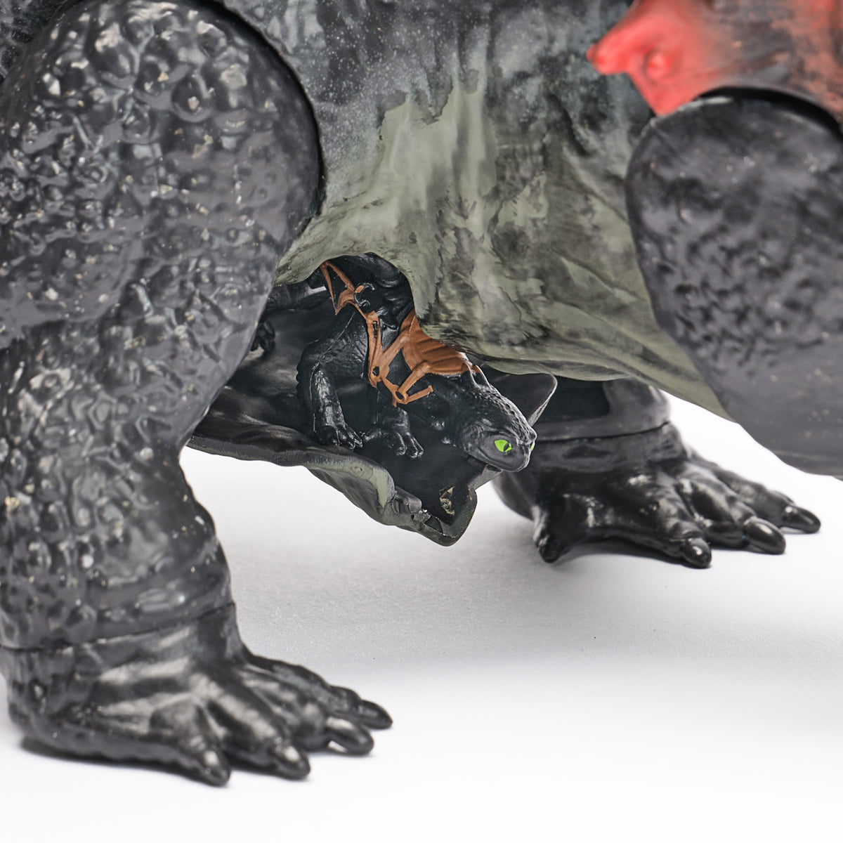 DreamWorks Dragons DWD FGR MvRedDthChmpRmp INTL GML (6)